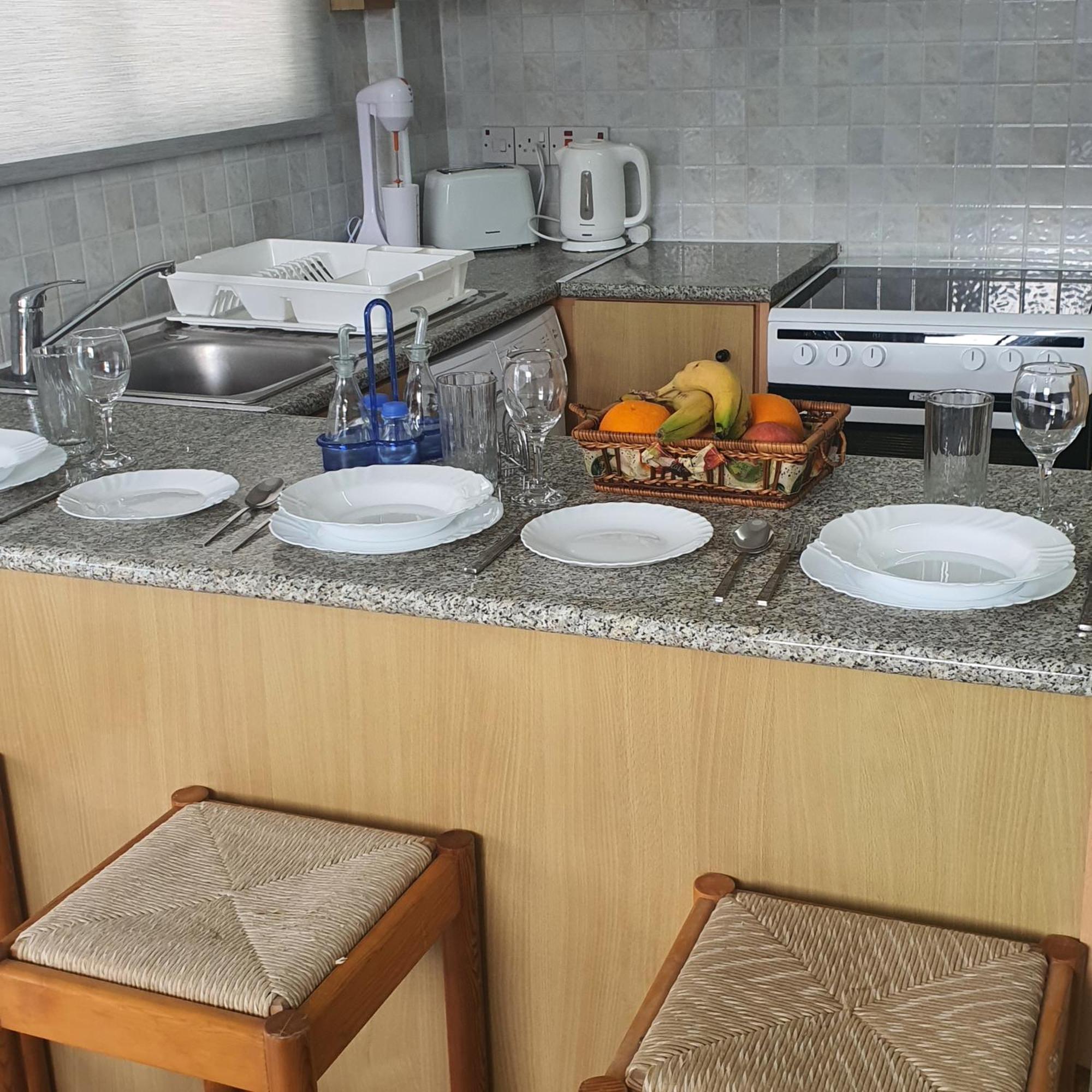 G&E Harbour Apartments Lachi Luaran gambar