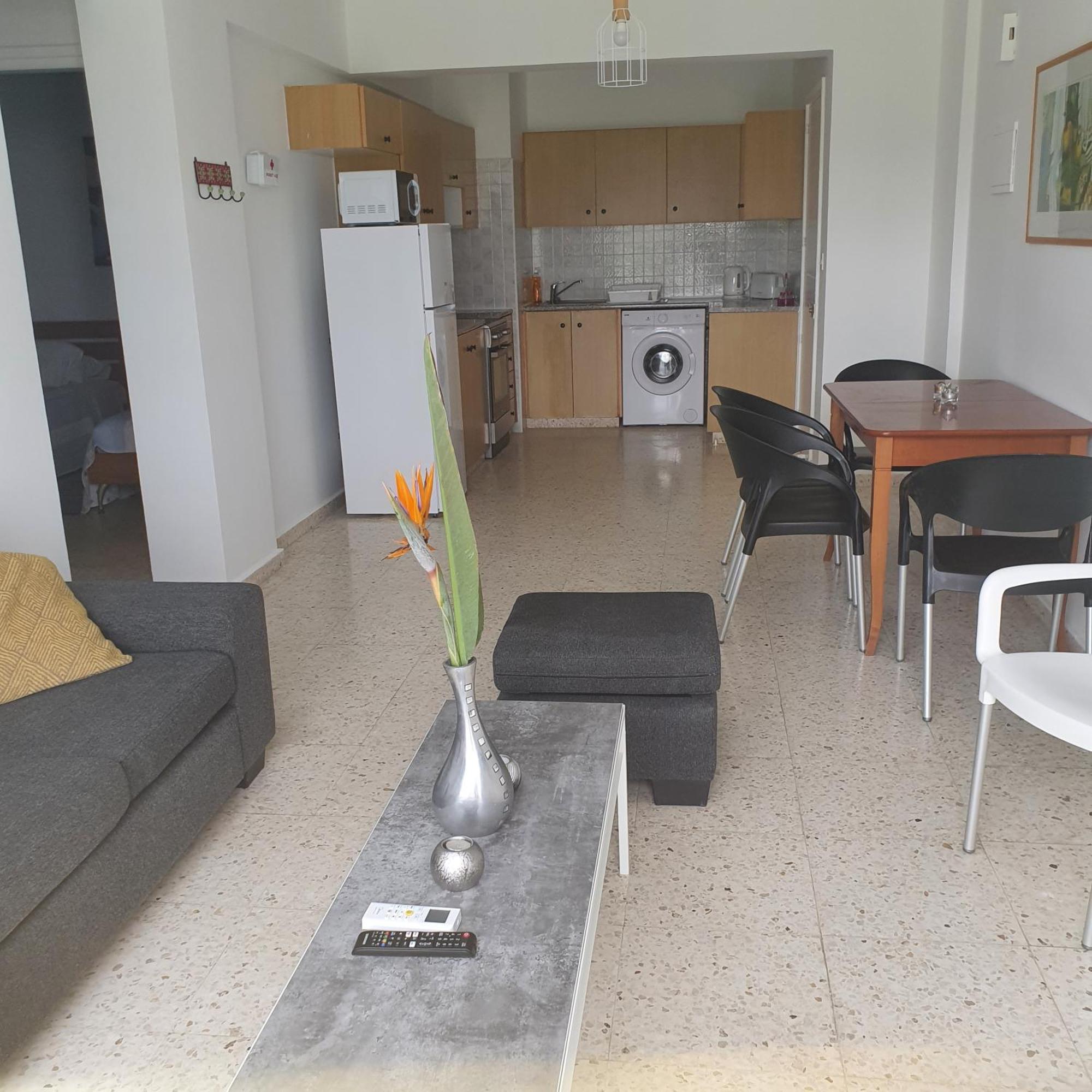 G&E Harbour Apartments Lachi Luaran gambar