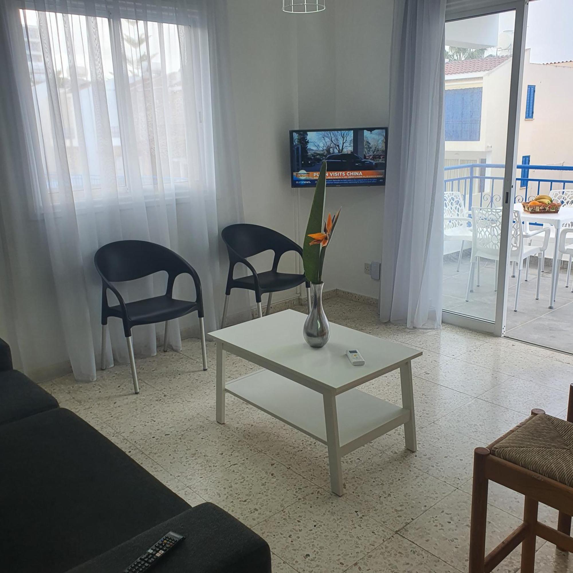 G&E Harbour Apartments Lachi Luaran gambar