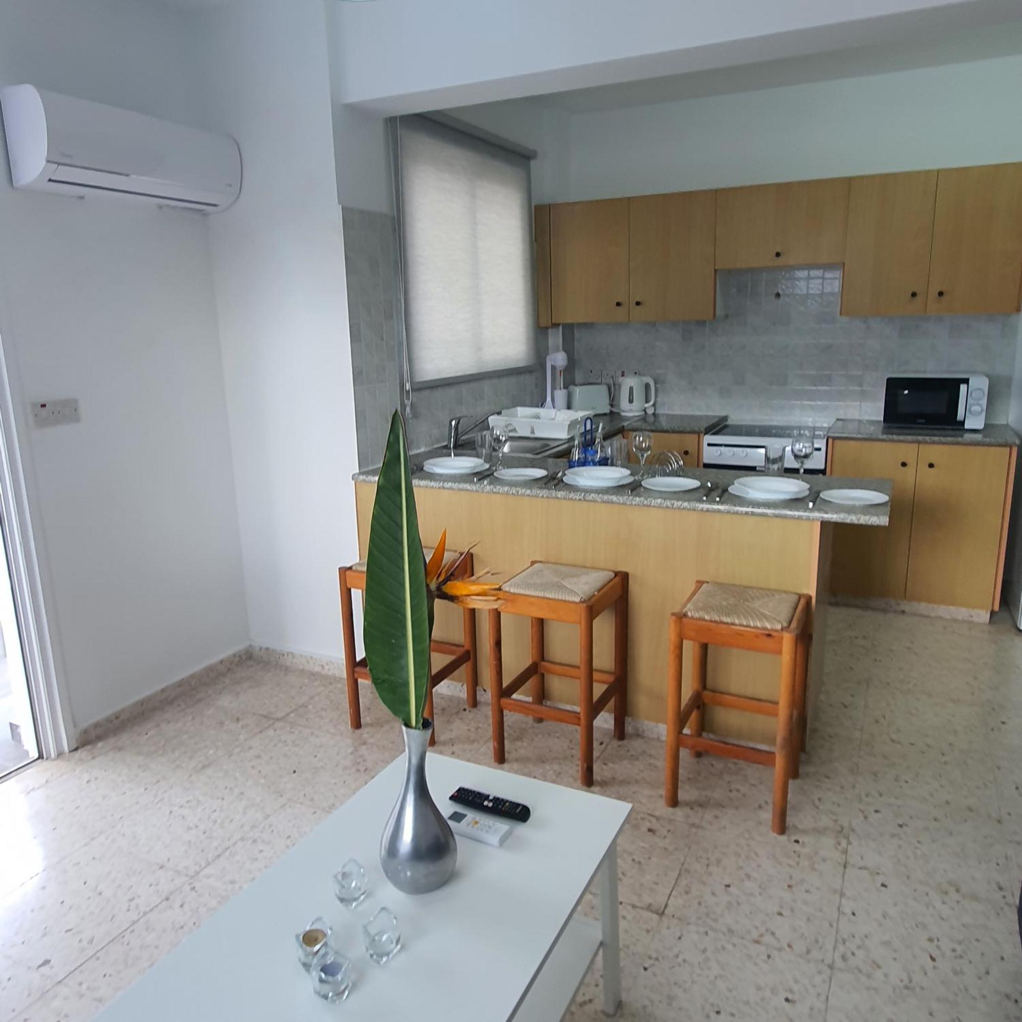 G&E Harbour Apartments Lachi Luaran gambar