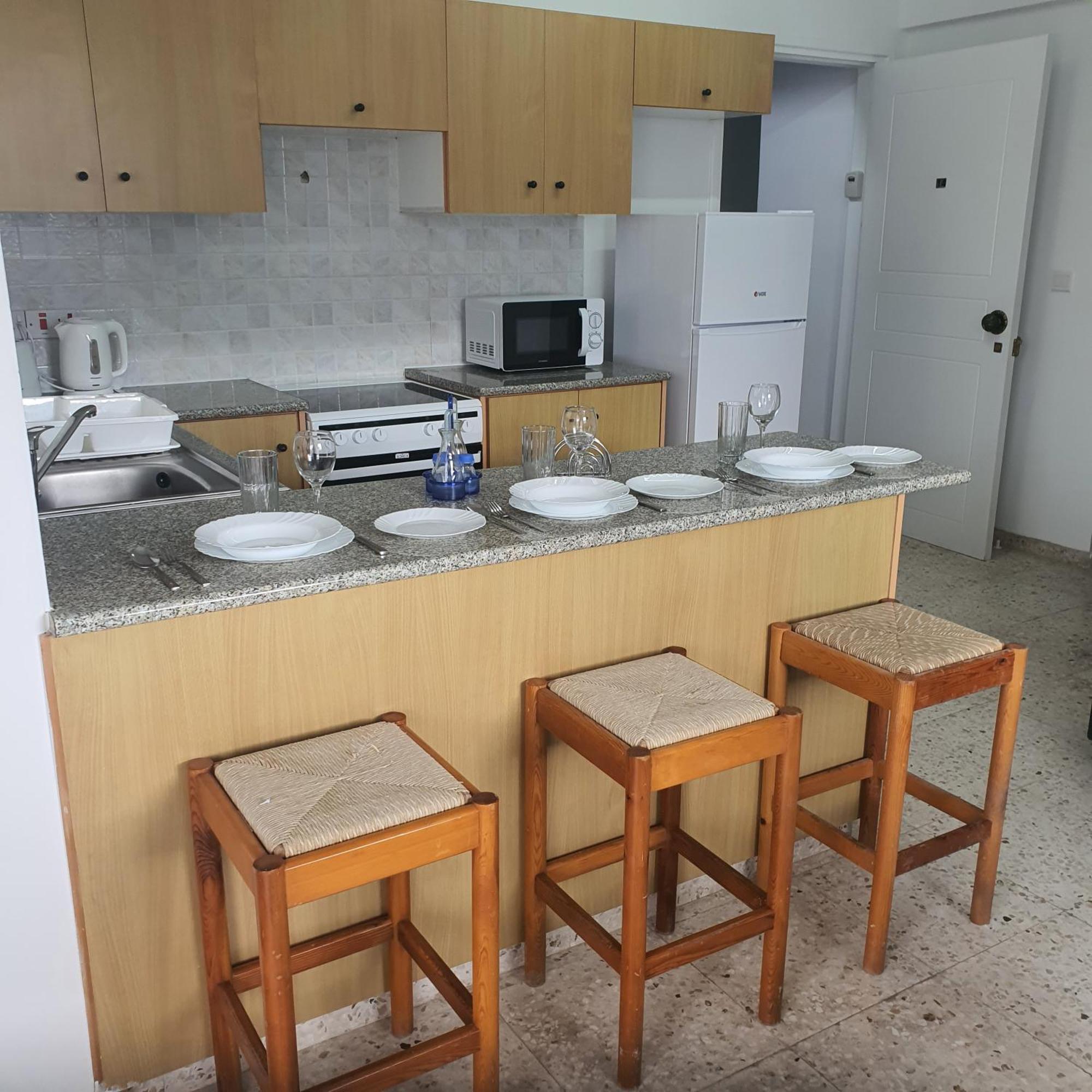G&E Harbour Apartments Lachi Luaran gambar