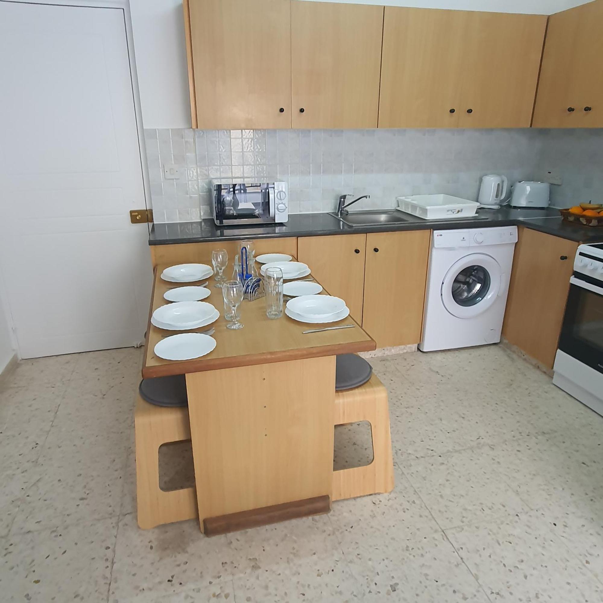 G&E Harbour Apartments Lachi Luaran gambar